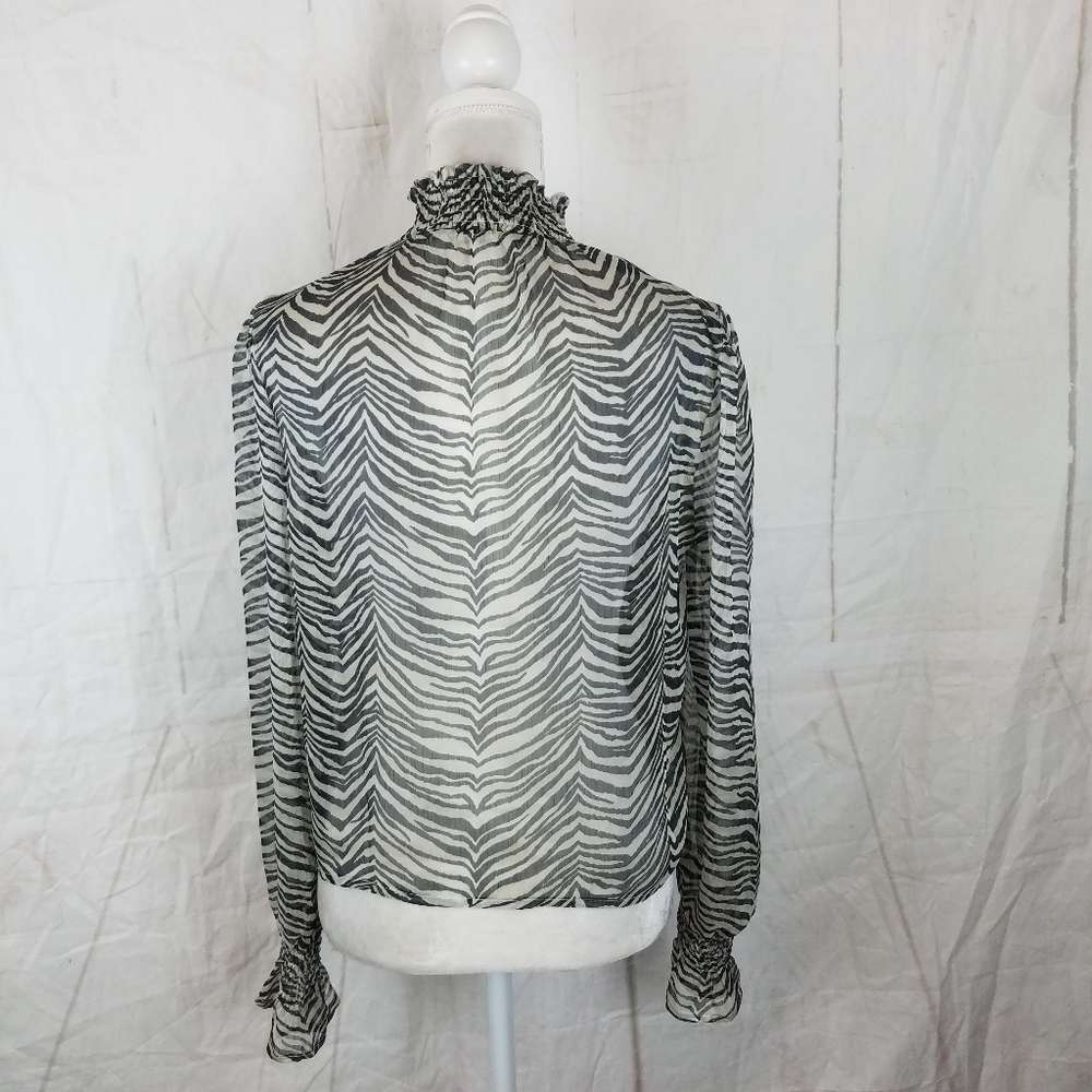 Blue blush sheer zebra print top - Picture 4 of 8